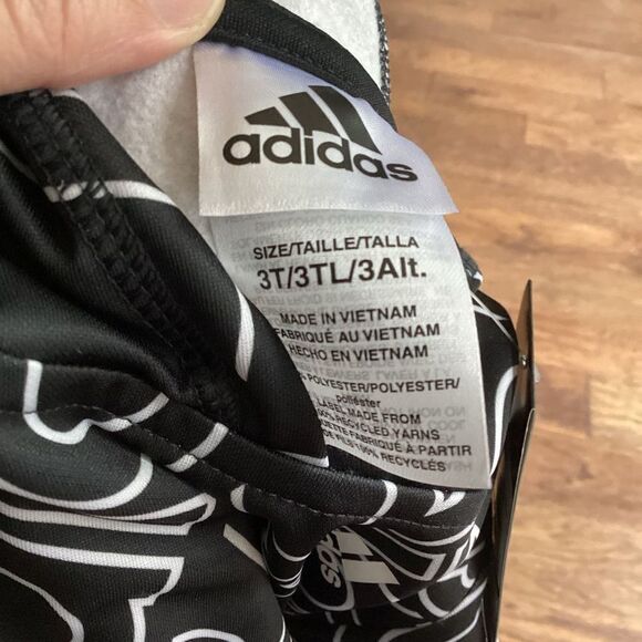 NWT‎ Boys Adidas Performance Hoodie 3T black/white AOP - Picture 4 of 4